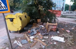 Хиподром и влезовите во Скопје сè уште потонати во ѓубре – граѓаните бараат итно решение